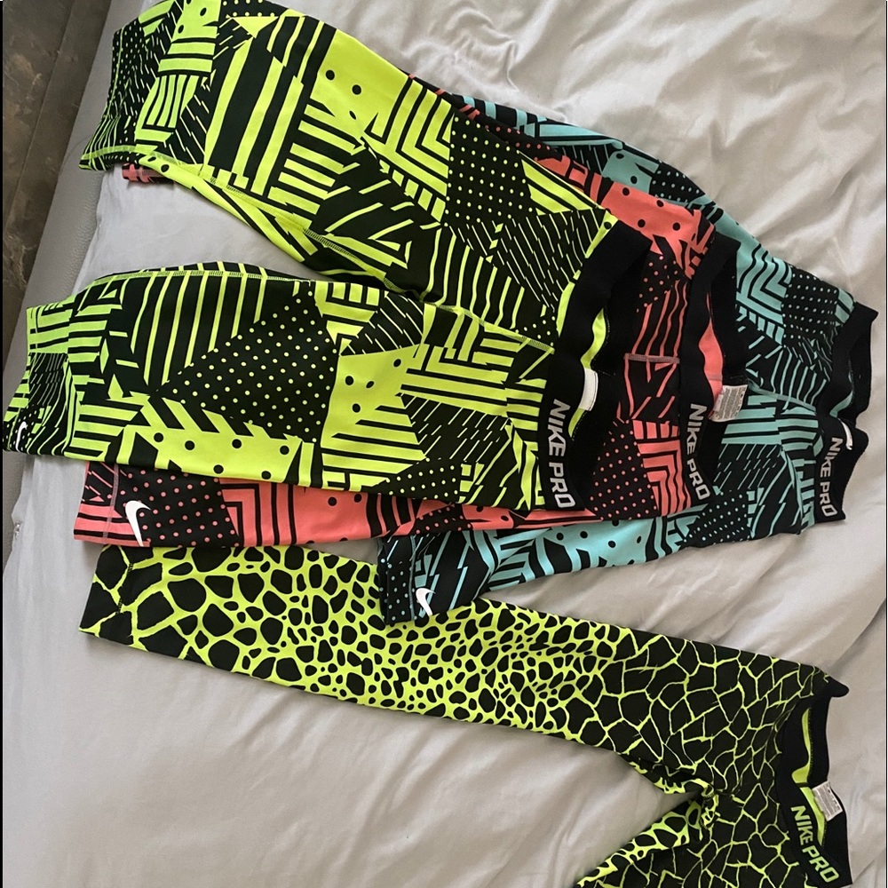 SOLD!!! Lot of 4 Small Nike Workout Leggings